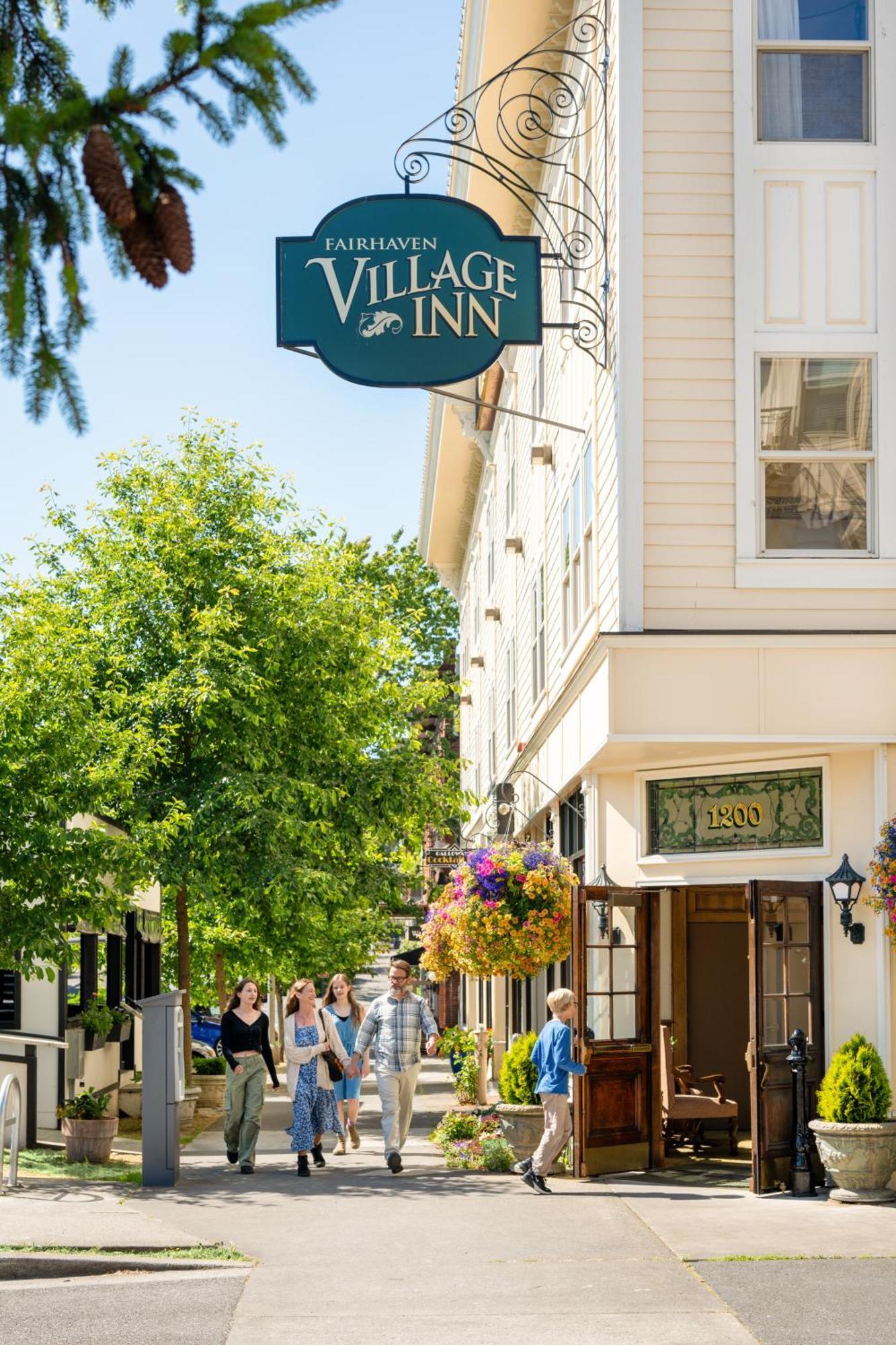 Fairhaven Village Inn ベリングハム エクステリア 写真